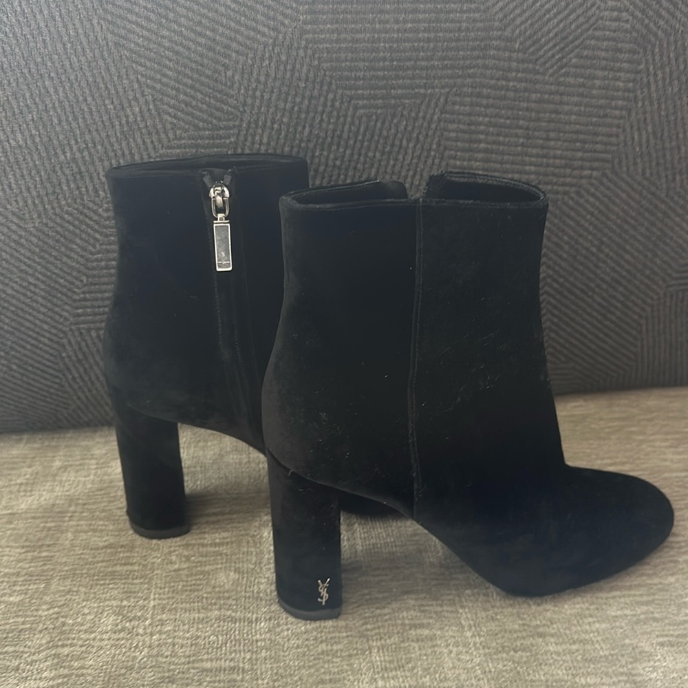 Saint Laurent Women's Black Velvet Zip Booties Size 38